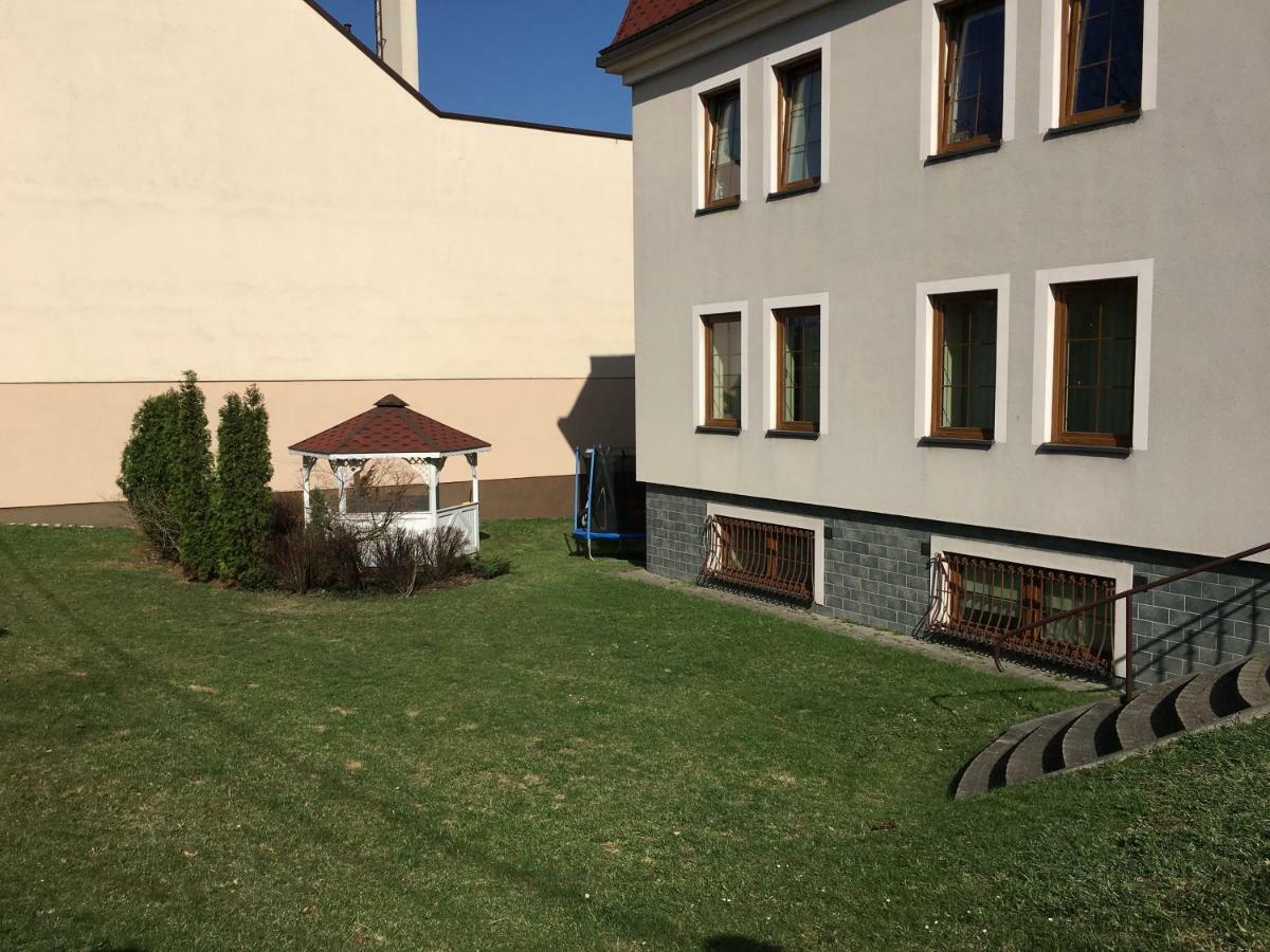 Apartamenty Ap 1 Czestochowa Exterior photo